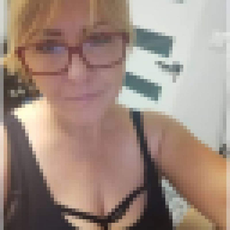 Joy97973 dating