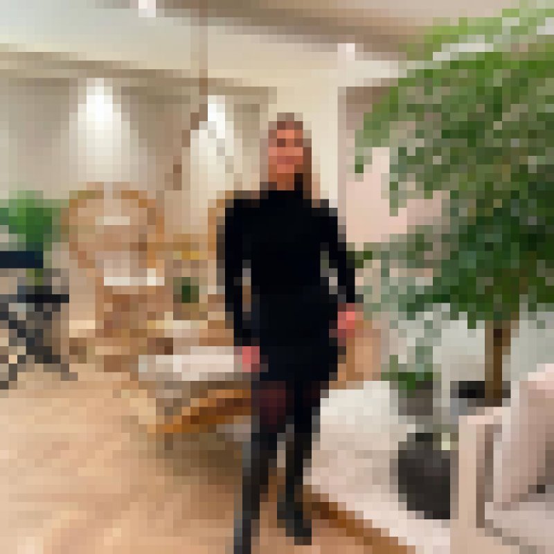Julie33134 dating