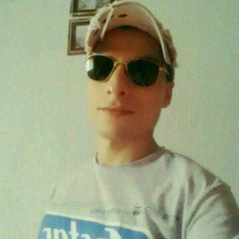 Mehdi, 30, San Sebastin
