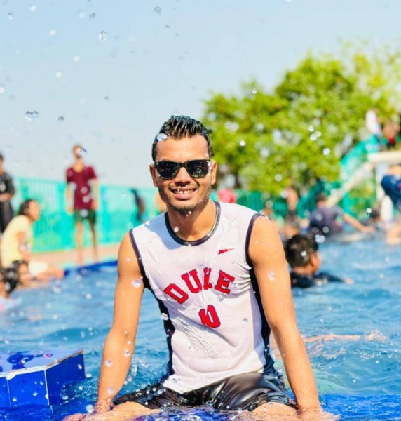 Rakib, 26, Trancas