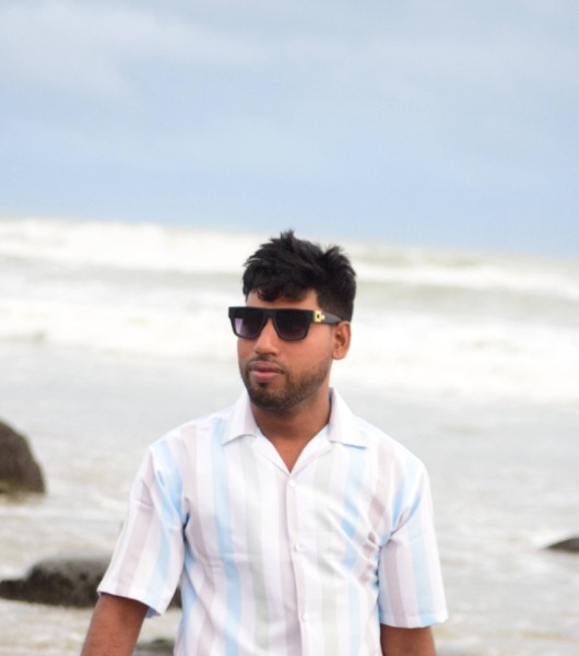 Rana mahmud, 29, Dhaka Sylhet
