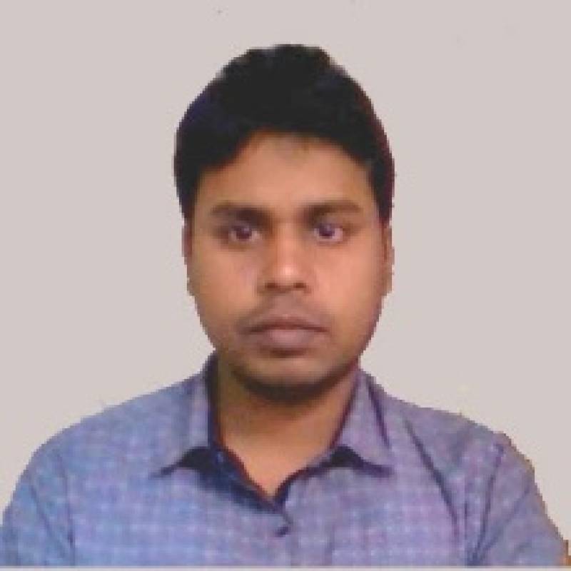 Rishith, 35, Portugal