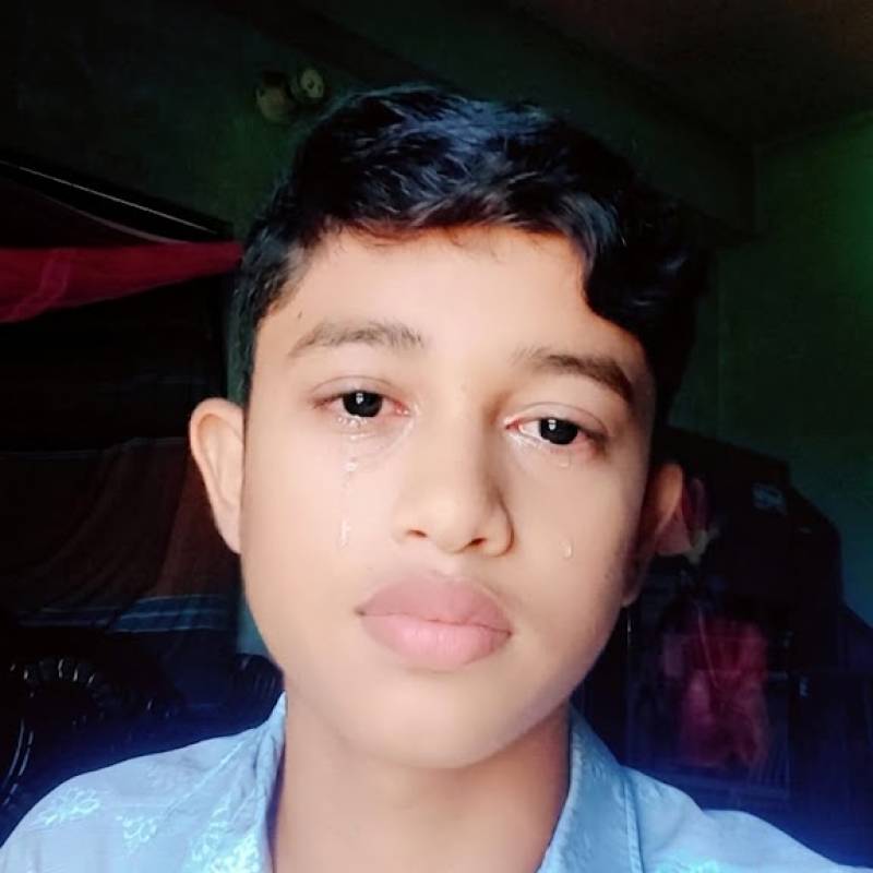 Roman, 18, Malaysia