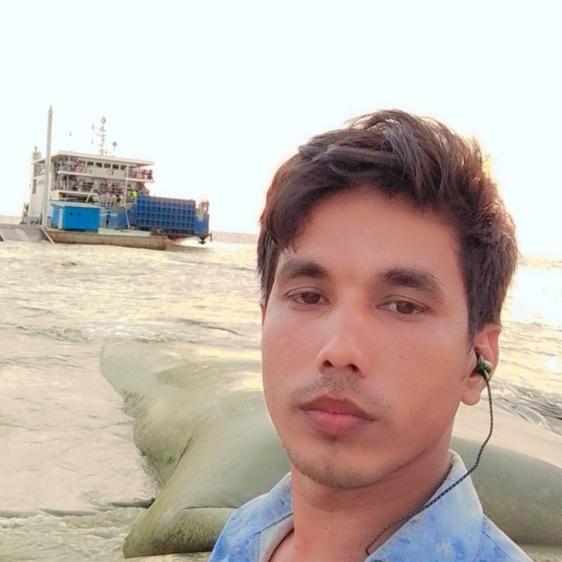 Mdaksh, 26, Esposende