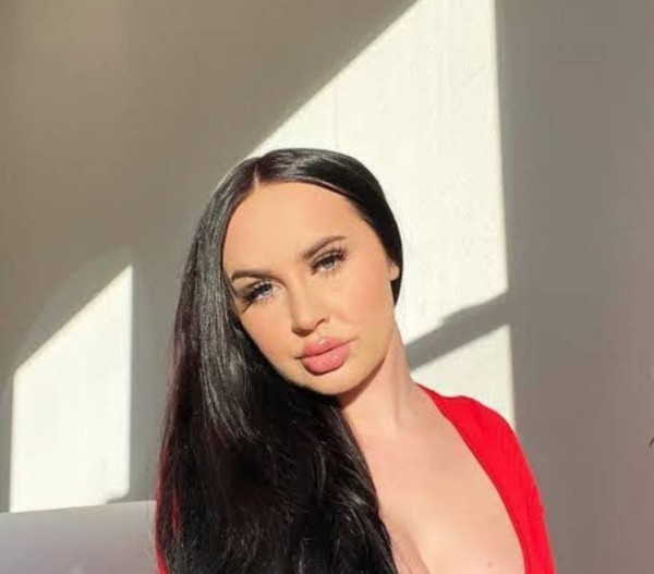 Annie, 30, Mbanzangungu