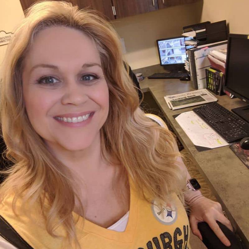 Jailyne, 46, Llantrisant