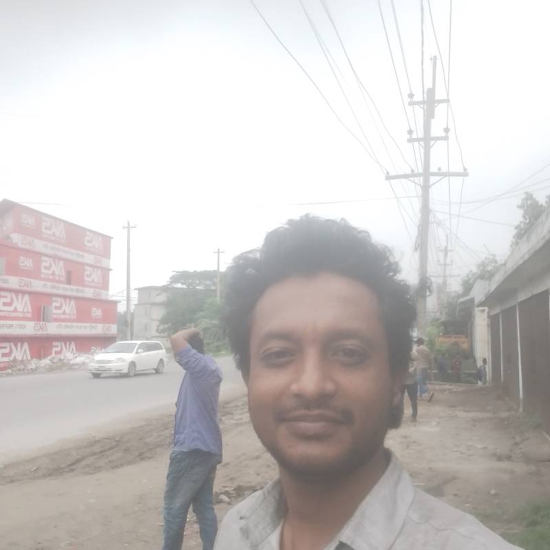 Shahin Khan, 32, Riesa