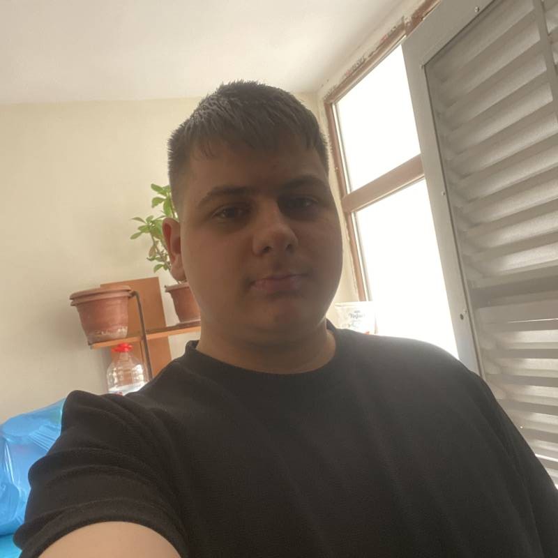 eren, 18, Itaquaquecetuba