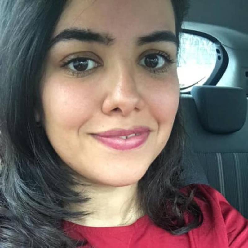 Fatima, 33, Poo