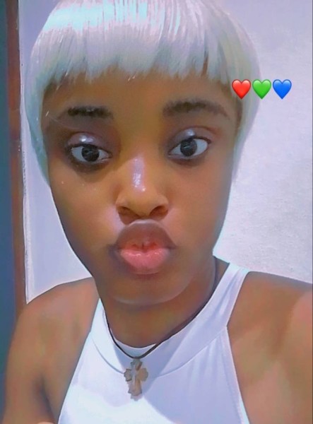 Mary, 21, Iganga