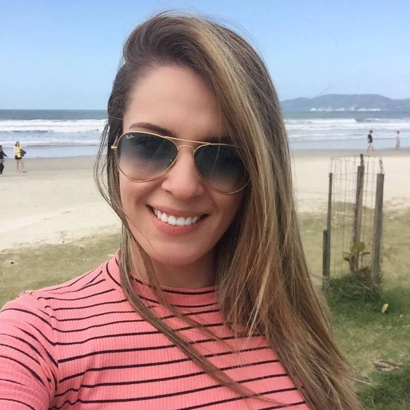Petra, 37, River Ridge