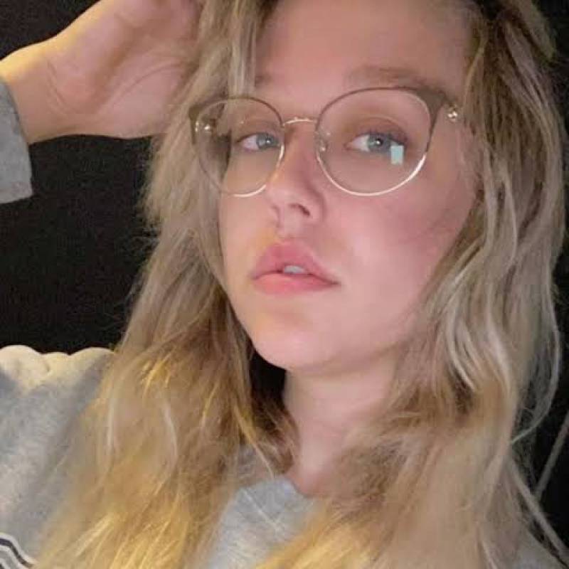 Amelia, 28, Riga