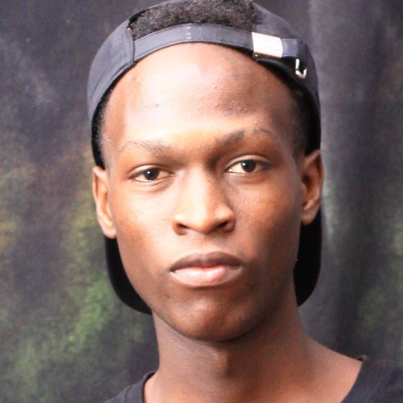 Lawrence, 21, Rochefort