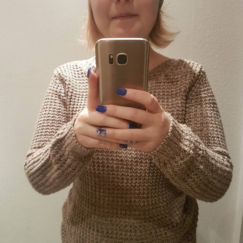 Elina, 27, Biyahm
