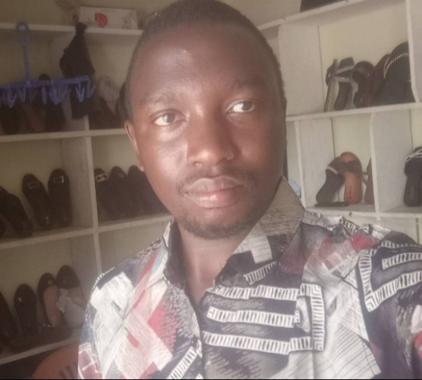 Bat, 32, Compton