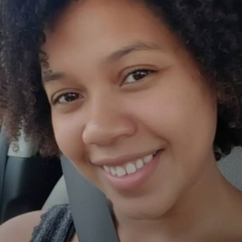 Carenne, 18, Canania
