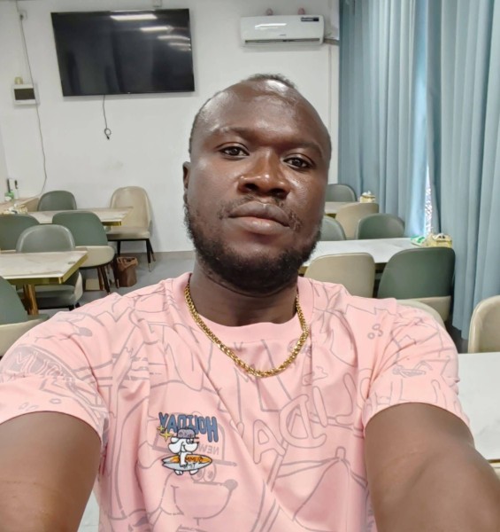 Kwaku, 41, Fusagasug