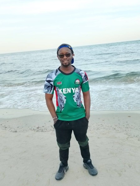 Jackson, 27, Gulnar
