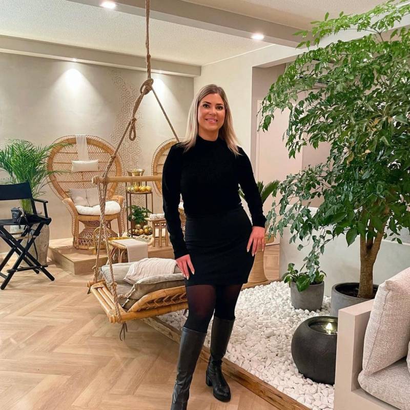Julie, 34, Kurichi