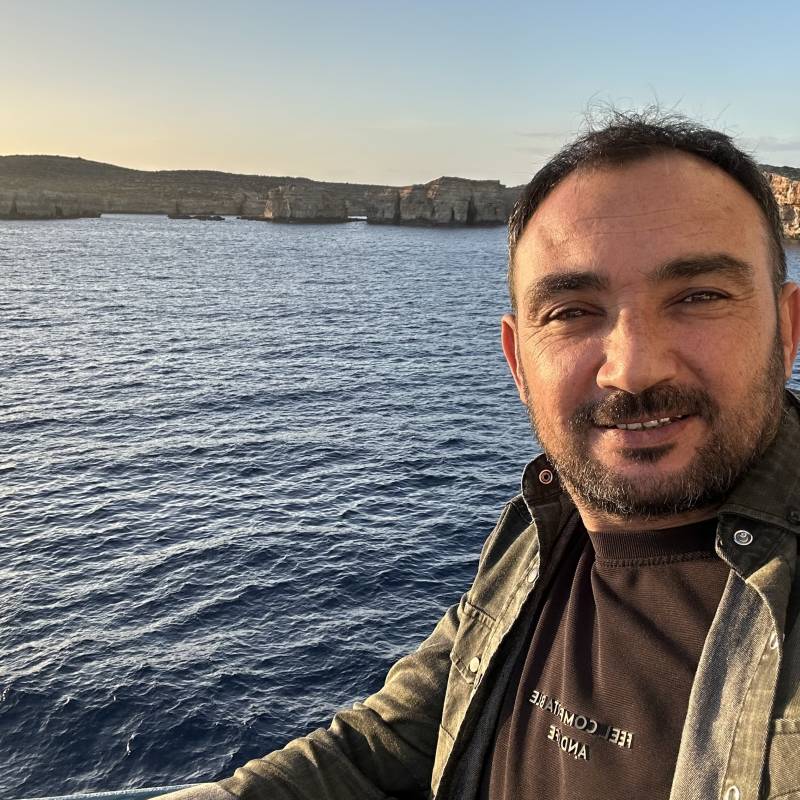 Can Yücel, 39, Alamada
