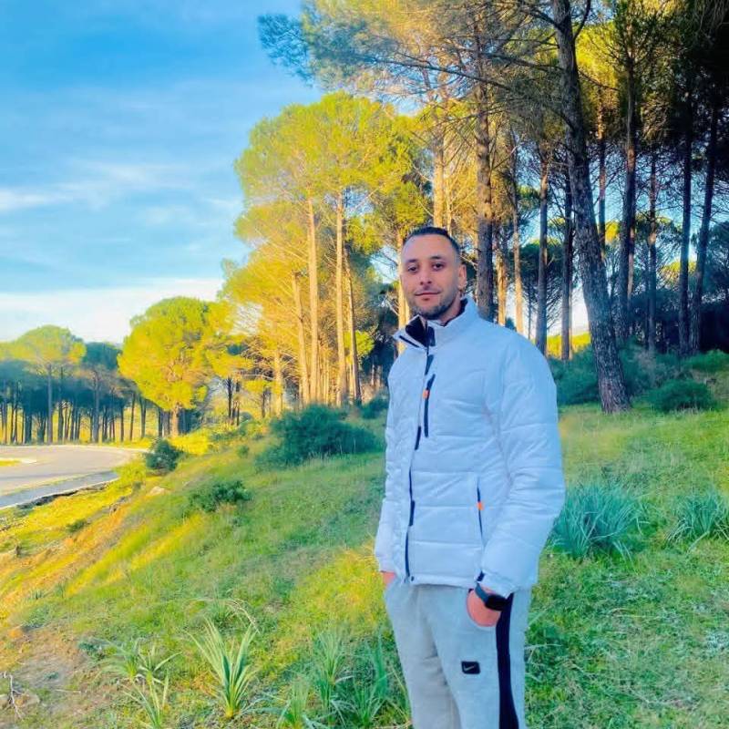 Hama, 34, Chalkari