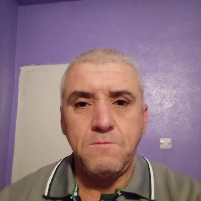 Dahmnosx, 51, Toronro