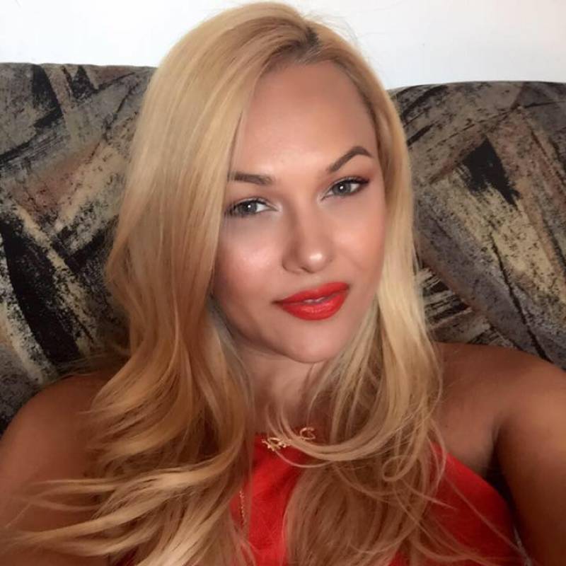 Sandra, 36, Arambagh