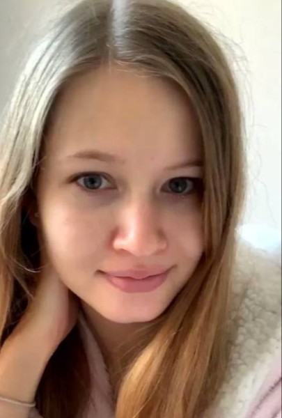 Isabella, 32, United States
