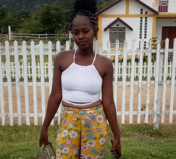 Angelina, 21, United State
