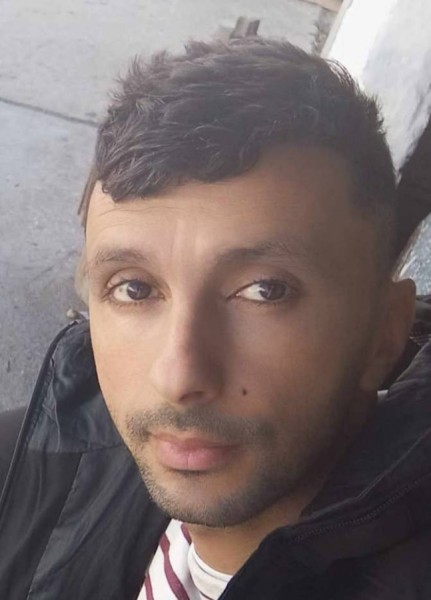 Zoubir, 33, Englishbangla
