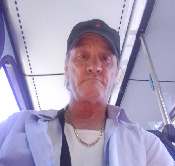 David, 47, Chnebougeries