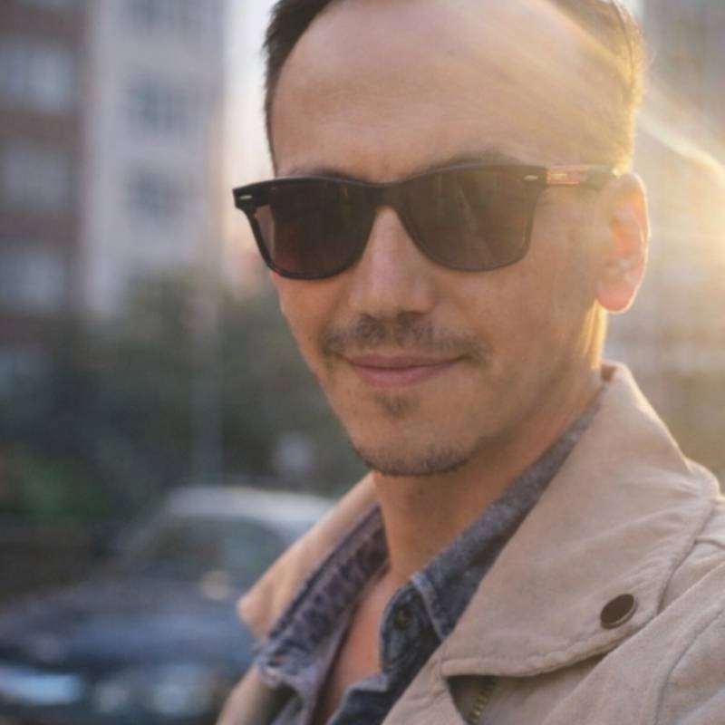 Hakonen, 36, Pelagor