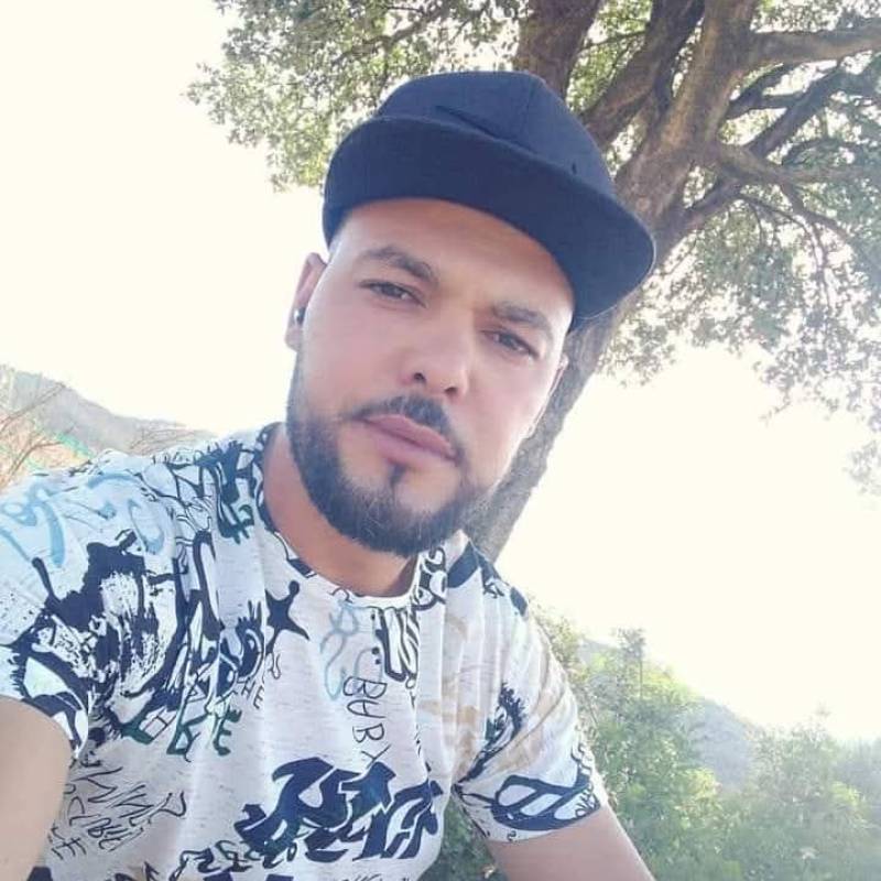 Abdou, 33, Capbreton