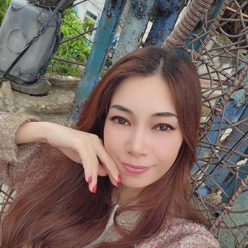 Waiyan, 34, Namur