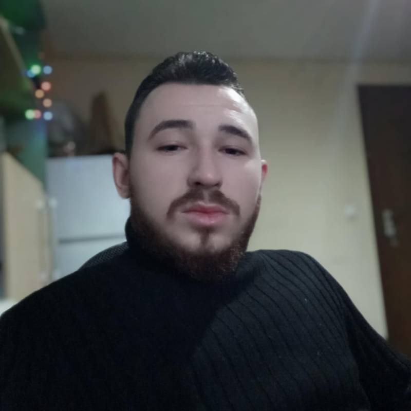 Costel, 25, Puerto Guzmn