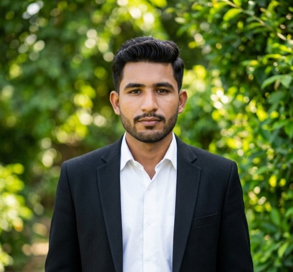 Ch Yasir, 19, Smoline