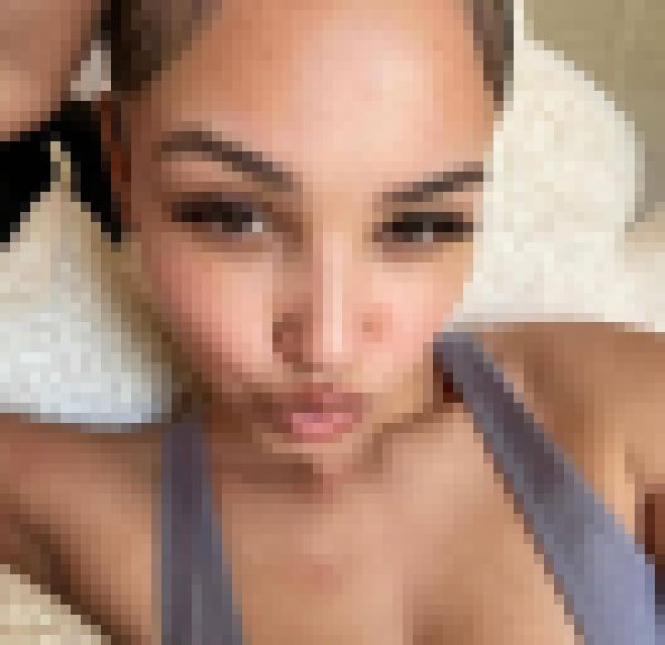 sarah, 26