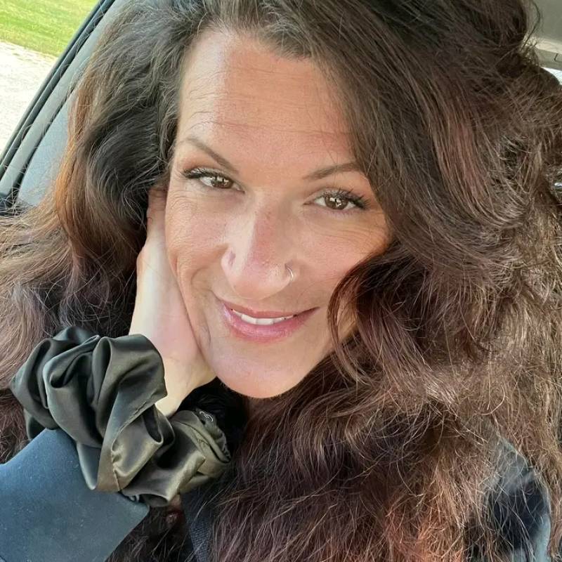 Angie D Blake, 41, Monsenbaroeul