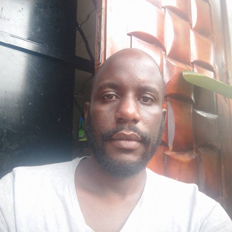 Gunz, 41, Zhunmen