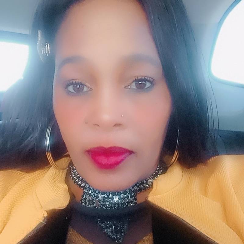 Thabang, 51, El Campo