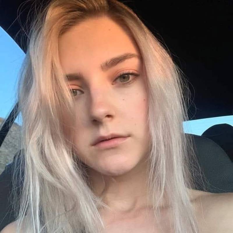 Charlotte, 31, Balkesir