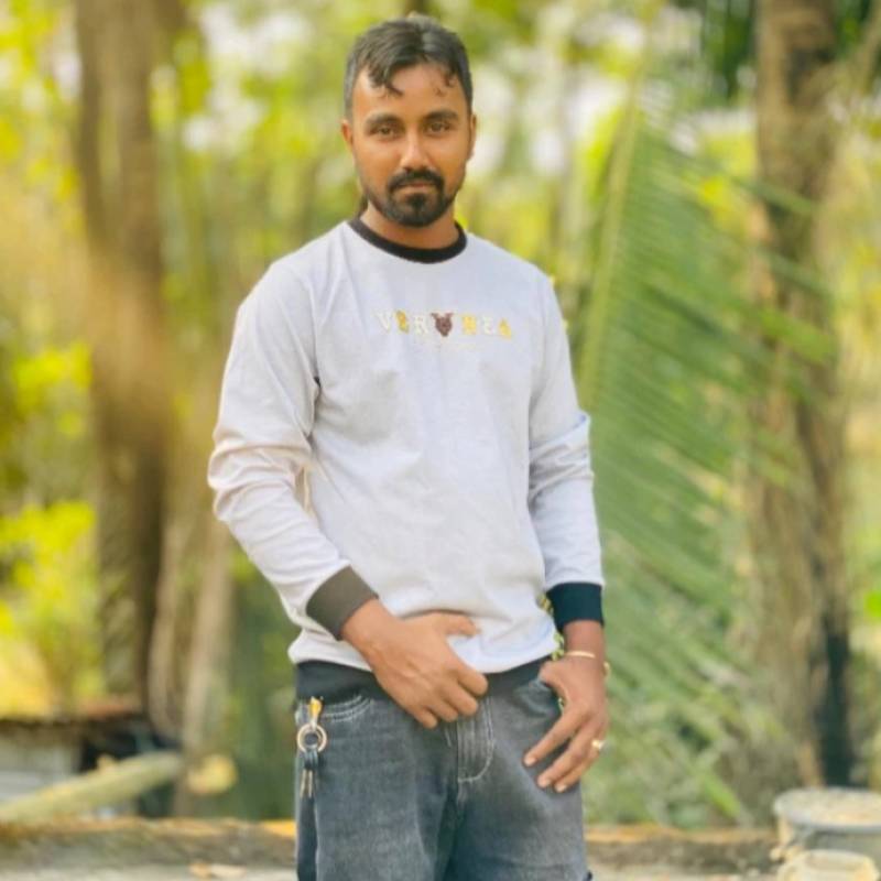Mahfuj Ahmed, 26, Delmas