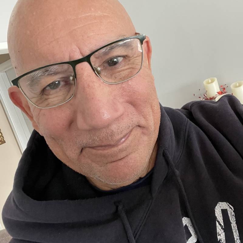 Robert, 69, Grigny