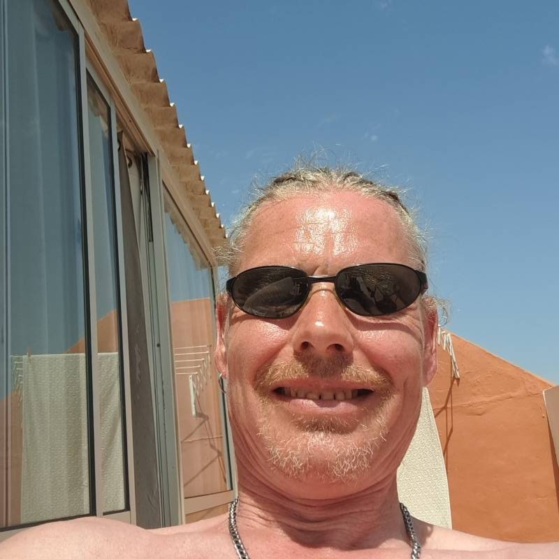 jon, 54, Sangalbahita