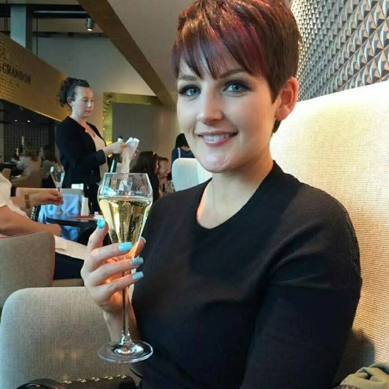 Hannah Brooks, 33, Gumushane