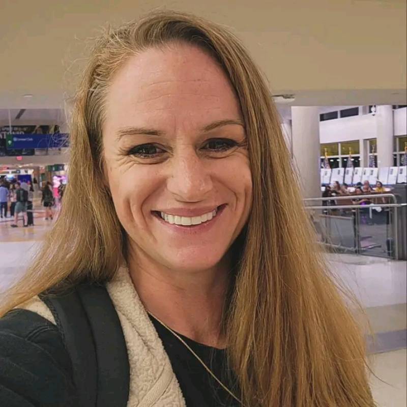 lisa, 48, Simferopol