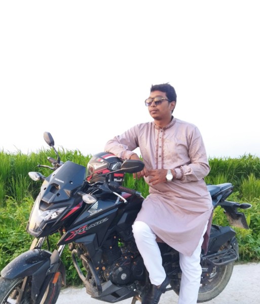 Himu, 27, Cayro