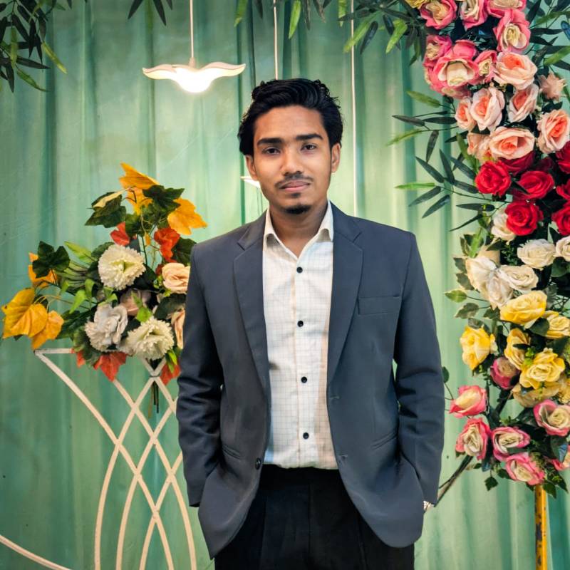 Atik Aslam, 23, Freire