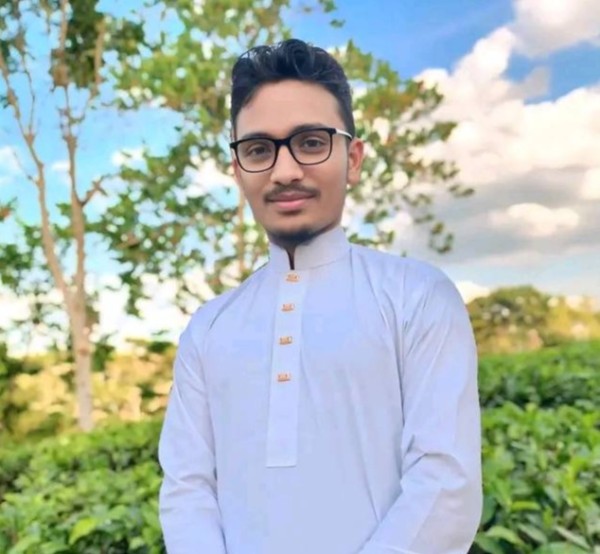 Esrafil Ahmed Ismail, 19, Jaguariava