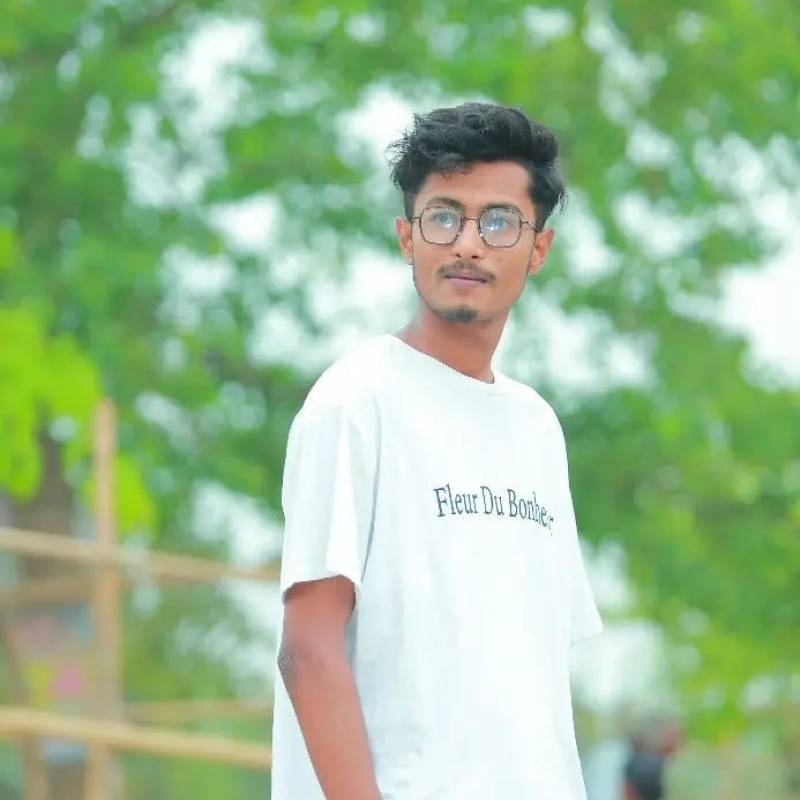 Bijoy, 20, Tangyal